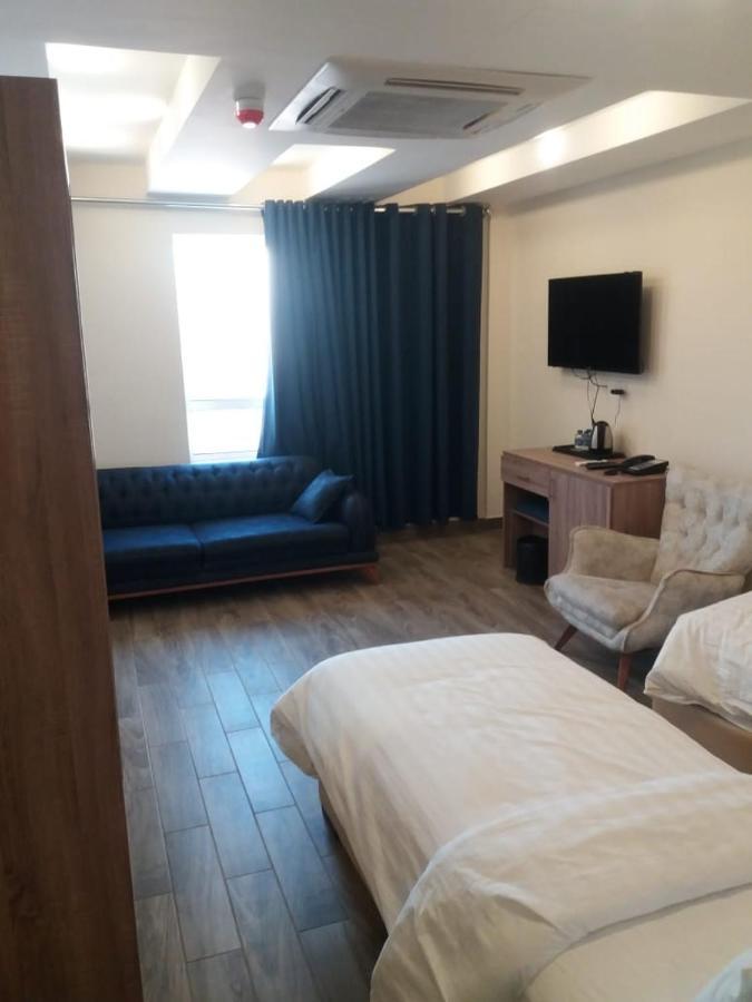 La Riva Hotel Aqaba Bagian luar foto