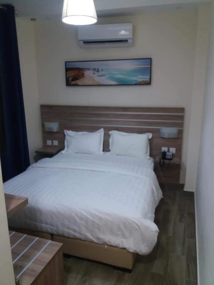 La Riva Hotel Aqaba Bagian luar foto