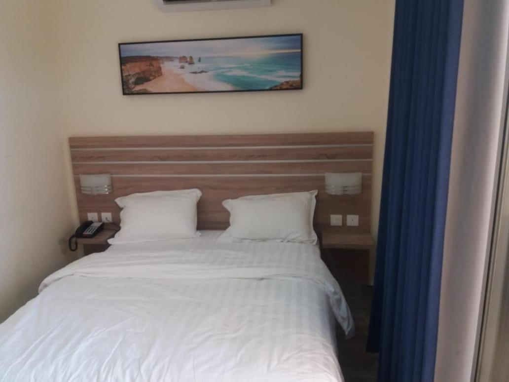 La Riva Hotel Aqaba Bagian luar foto
